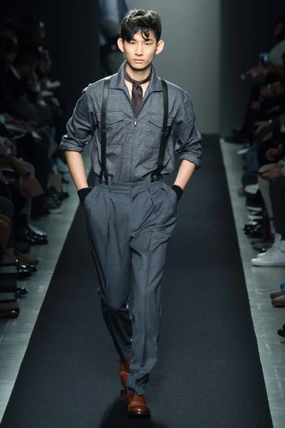 Look 26